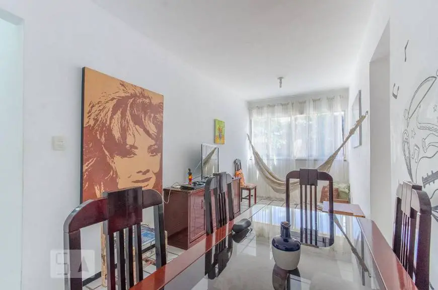 Foto 2 de Apartamento com 3 Quartos para alugar, 80m² em Stiep, Salvador