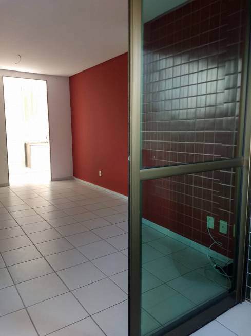 Foto 3 de Apartamento com 3 Quartos à venda, 66m² em Torre, Recife