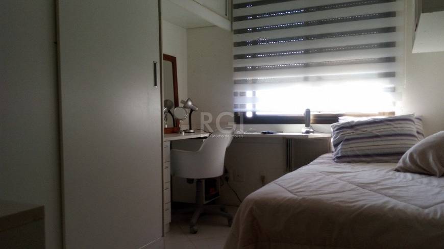 Foto 5 de Apartamento com 3 Quartos à venda, 94m² em Tristeza, Porto Alegre