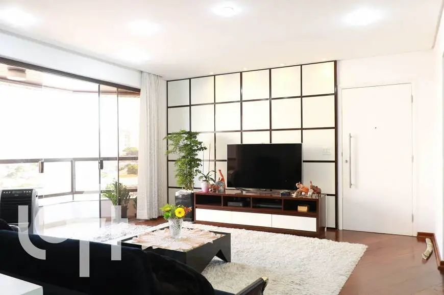 Foto 1 de Apartamento com 3 Quartos à venda, 154m² em Vila Ipojuca, São Paulo