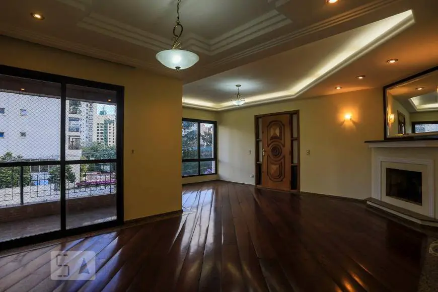 Foto 1 de Apartamento com 3 Quartos para alugar, 130m² em Vila Mariana, São Paulo