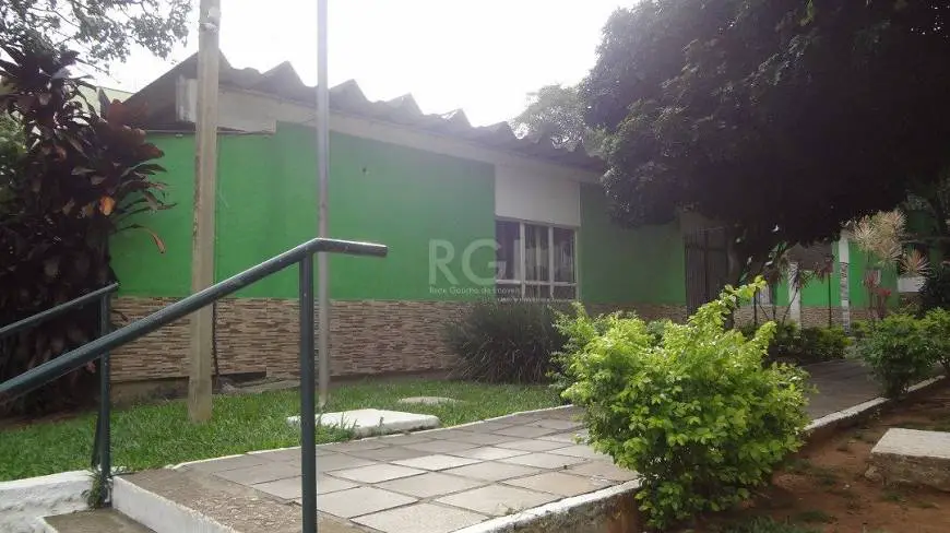 Foto 2 de Apartamento com 3 Quartos à venda, 66m² em Vila Nova, Porto Alegre