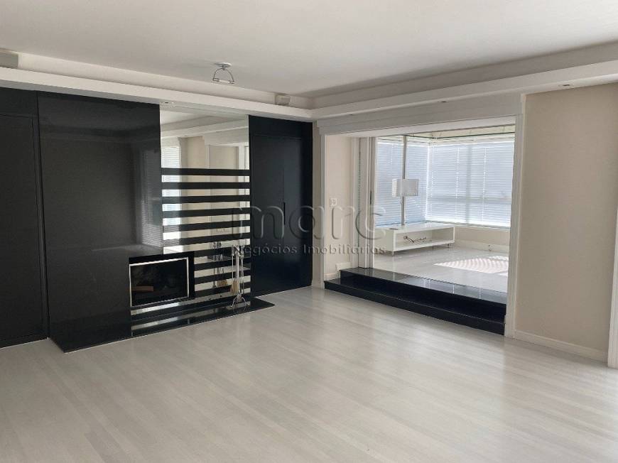 Foto 1 de Apartamento com 4 Quartos à venda, 248m² em Aclimação, São Paulo