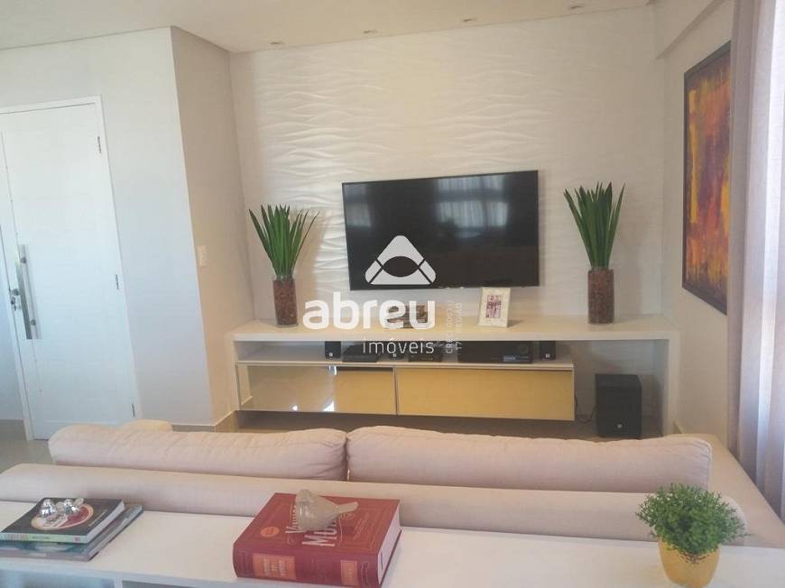 Foto 1 de Apartamento com 4 Quartos à venda, 108m² em Barro Vermelho, Natal