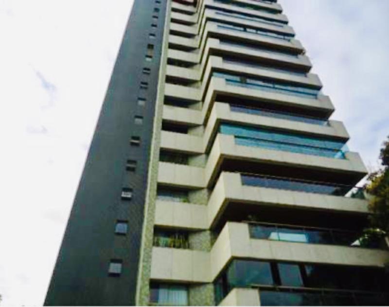 Foto 1 de Apartamento com 4 Quartos à venda, 430m² em Casa Forte, Recife