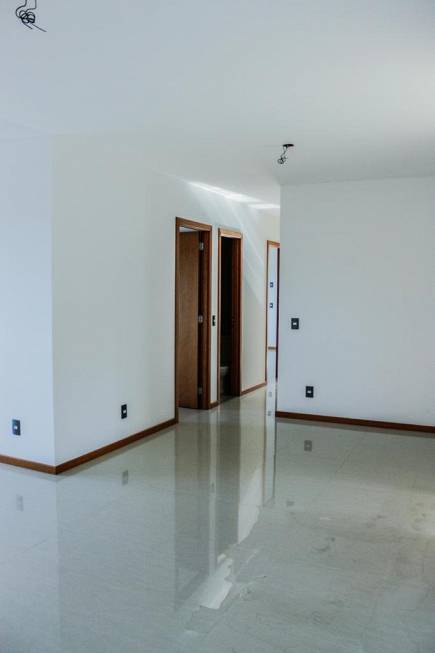 Foto 4 de Apartamento com 4 Quartos à venda, 126m² em Cocó, Fortaleza