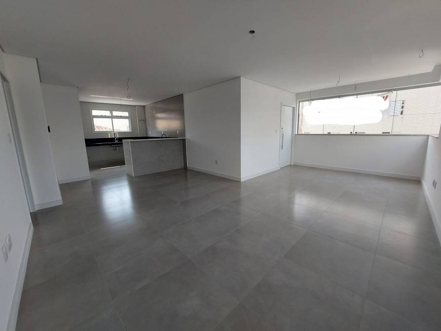 Foto 1 de Apartamento com 4 Quartos à venda, 145m² em Grajaú, Belo Horizonte