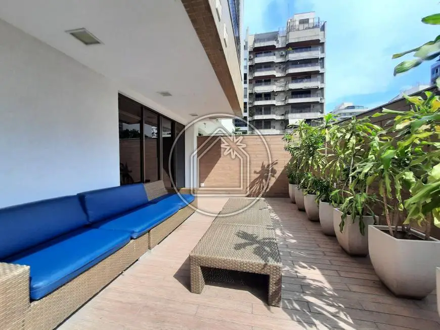 Foto 1 de Apartamento com 4 Quartos à venda, 138m² em Icaraí, Niterói
