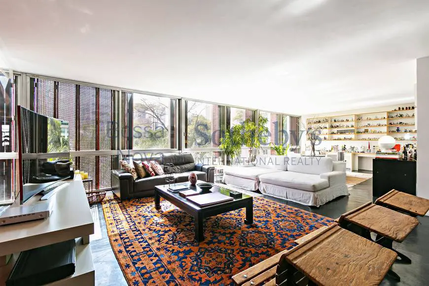 Foto 1 de Apartamento com 4 Quartos para alugar, 340m² em Jardim América, São Paulo
