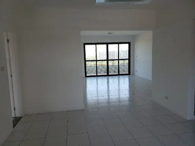 Foto 2 de Apartamento com 4 Quartos à venda, 214m² em Jardins, Aracaju