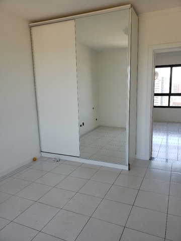 Foto 5 de Apartamento com 4 Quartos à venda, 214m² em Jardins, Aracaju