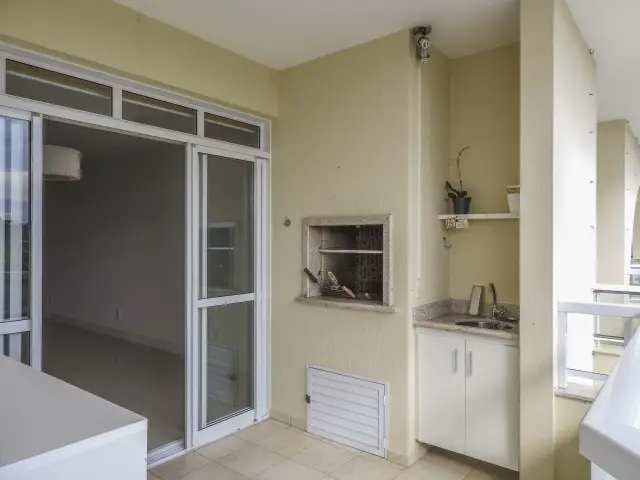Foto 3 de Apartamento com 4 Quartos à venda, 144m² em Jurerê, Florianópolis