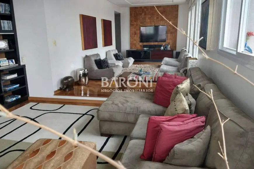 Foto 1 de Apartamento com 4 Quartos à venda, 210m² em Vila Clementino, São Paulo