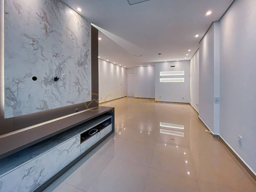 Foto 1 de Apartamento com 4 Quartos à venda, 156m² em Vila Guilhermina, Praia Grande