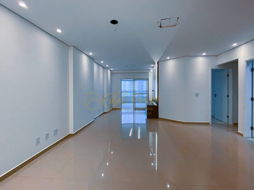 Foto 2 de Apartamento com 4 Quartos à venda, 156m² em Vila Guilhermina, Praia Grande