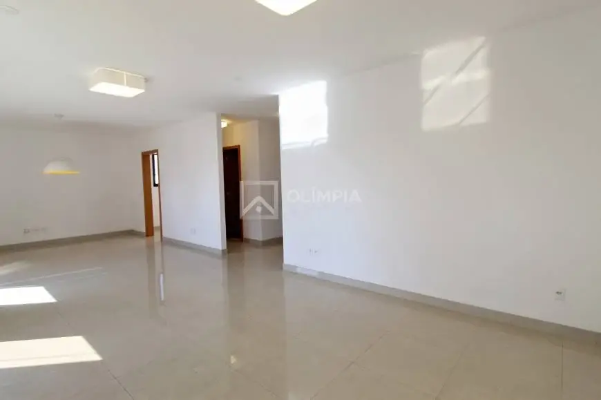 Foto 4 de Apartamento com 4 Quartos para alugar, 208m² em Vila Mariana, São Paulo