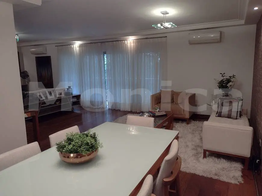 Foto 3 de Apartamento com 4 Quartos para alugar, 190m² em Vila Nova Conceição, São Paulo