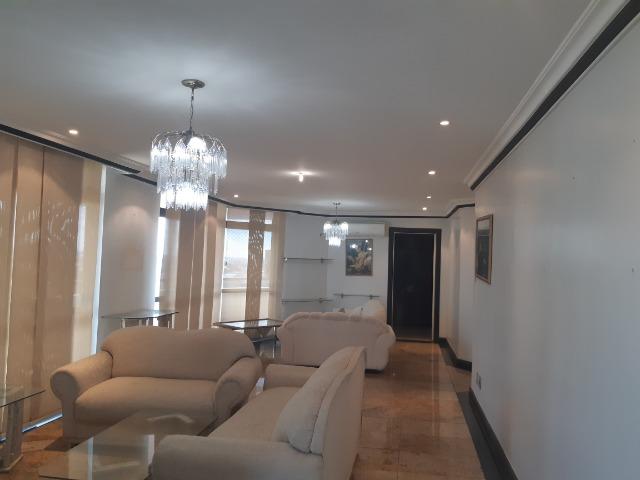 Foto 1 de Apartamento com 5 Quartos à venda, 300m² em Centro, Manaus