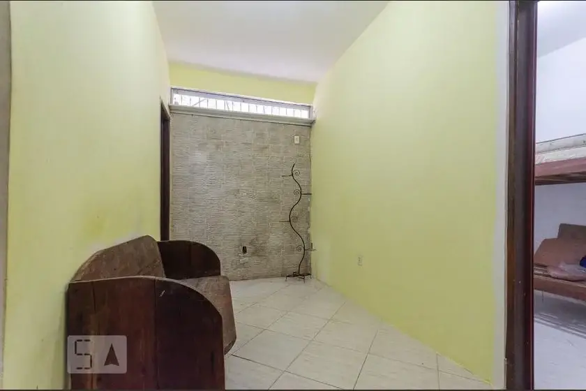 Foto 1 de Casa com 1 Quarto para alugar, 30m² em Brotas, Salvador