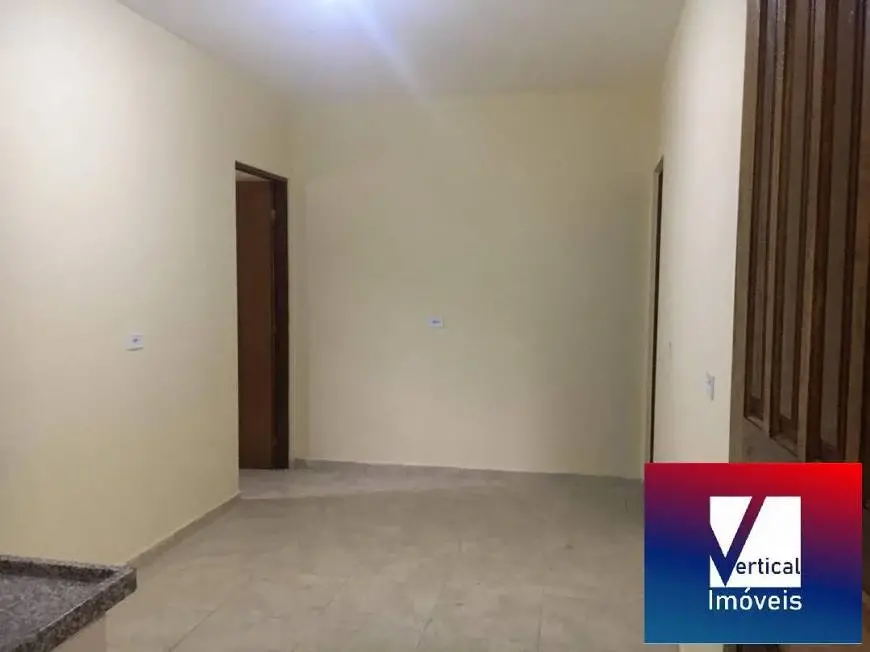 Foto 1 de Casa com 1 Quarto para alugar, 45m² em Cidade Intercap, Taboão da Serra