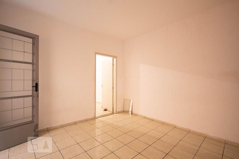 Foto 3 de Casa com 1 Quarto para alugar, 50m² em São Pedro, Osasco