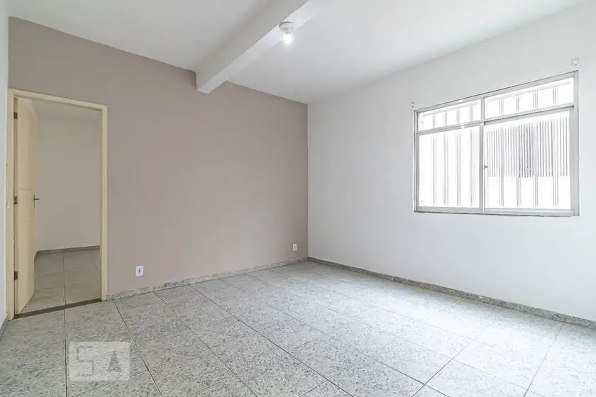 Foto 1 de Casa com 1 Quarto para alugar, 80m² em Taquara, Rio de Janeiro