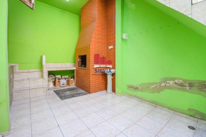 Foto 3 de Casa com 2 Quartos à venda, 130m² em Cidade Industrial, Curitiba