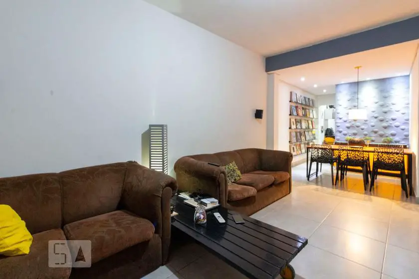 Foto 1 de Casa com 2 Quartos para alugar, 70m² em Conjunto Residencial José Bonifácio, São Paulo