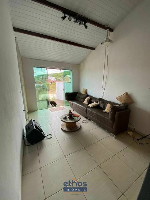 Foto 4 de Casa com 2 Quartos à venda, 130m² em Itinga, Araquari