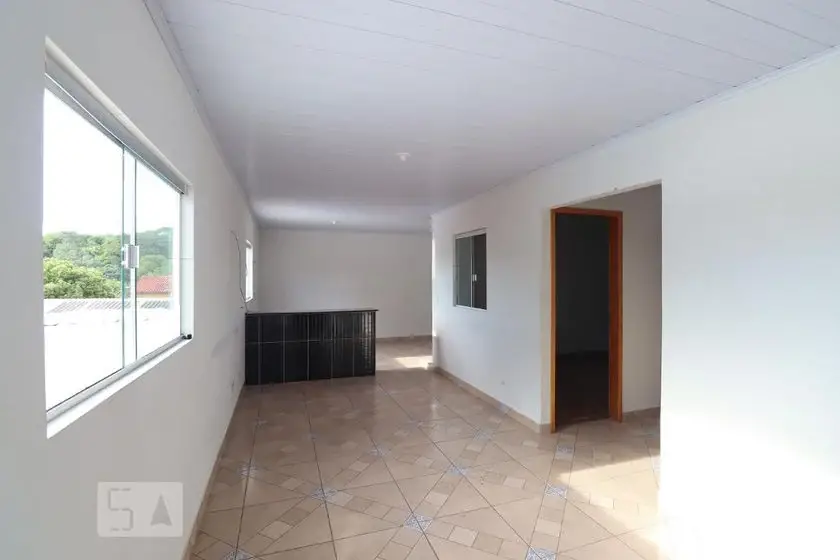 Foto 1 de Casa com 2 Quartos para alugar, 50m² em Jardim Guanabara II, Goiânia