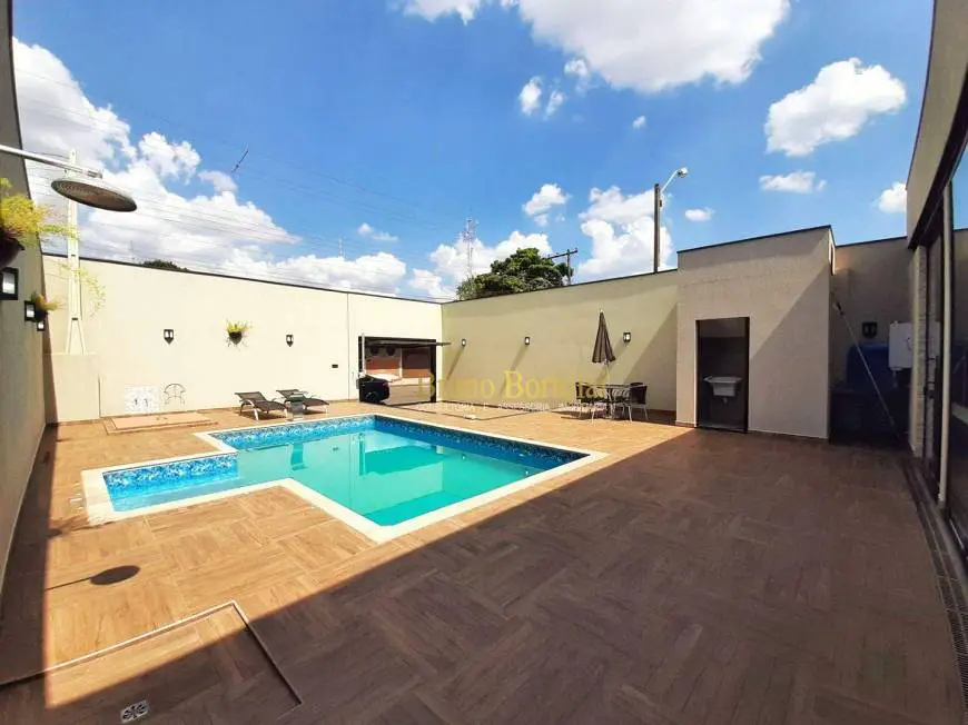 Foto 3 de Casa com 2 Quartos para alugar, 140m² em Jardim Novo, Rio Claro