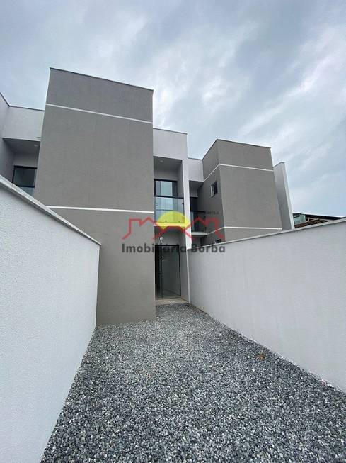 Foto 2 de Casa com 2 Quartos à venda, 66m² em Jarivatuba, Joinville
