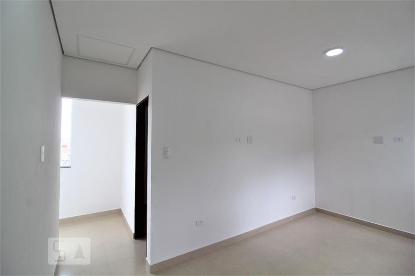 Foto 1 de Casa com 2 Quartos para alugar, 56m² em Maua, São Caetano do Sul