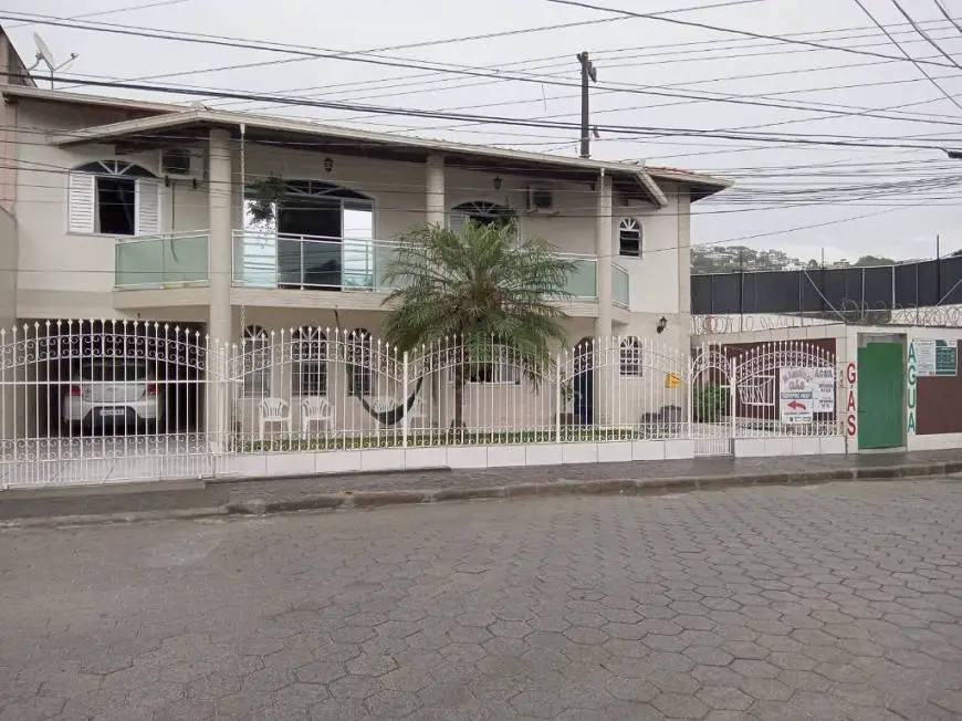 Foto 1 de Casa com 2 Quartos à venda, 147m² em Nossa Senhora do Rosário, São José