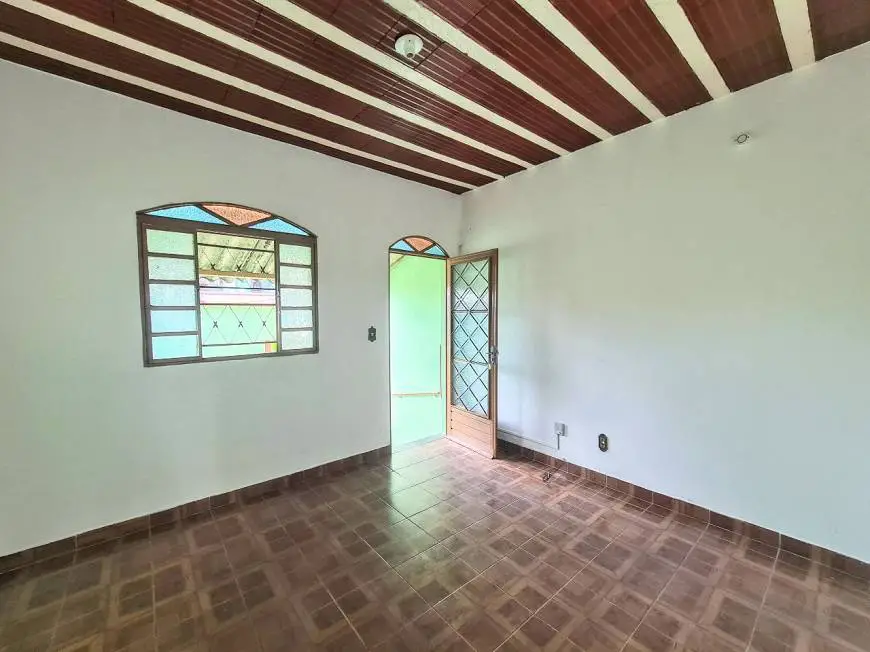 Foto 1 de Casa com 2 Quartos para alugar, 85m² em Nova Vista, Belo Horizonte