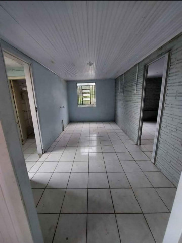 Foto 2 de Casa com 2 Quartos para alugar, 50m² em Panazzolo, Caxias do Sul