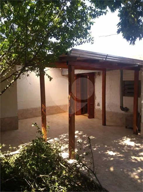Foto 2 de Casa com 2 Quartos à venda, 60m² em Parque da Matriz, Cachoeirinha