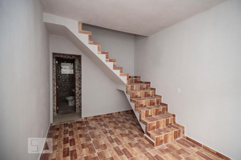 Foto 1 de Casa com 2 Quartos para alugar, 65m² em Piedade, Rio de Janeiro