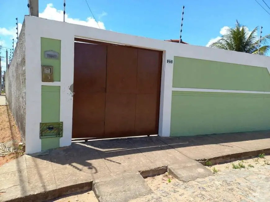 Foto 1 de Casa com 2 Quartos à venda, 48m² em Planalto, Natal