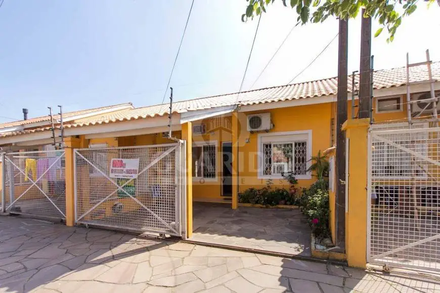 Foto 1 de Casa com 2 Quartos à venda, 46m² em Protásio Alves, Porto Alegre