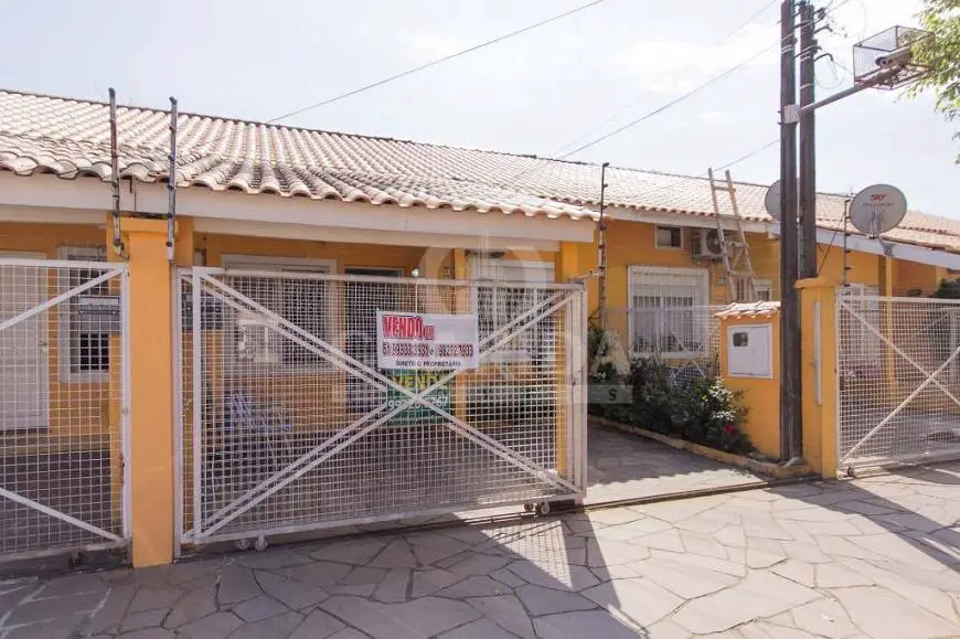 Foto 2 de Casa com 2 Quartos à venda, 46m² em Protásio Alves, Porto Alegre