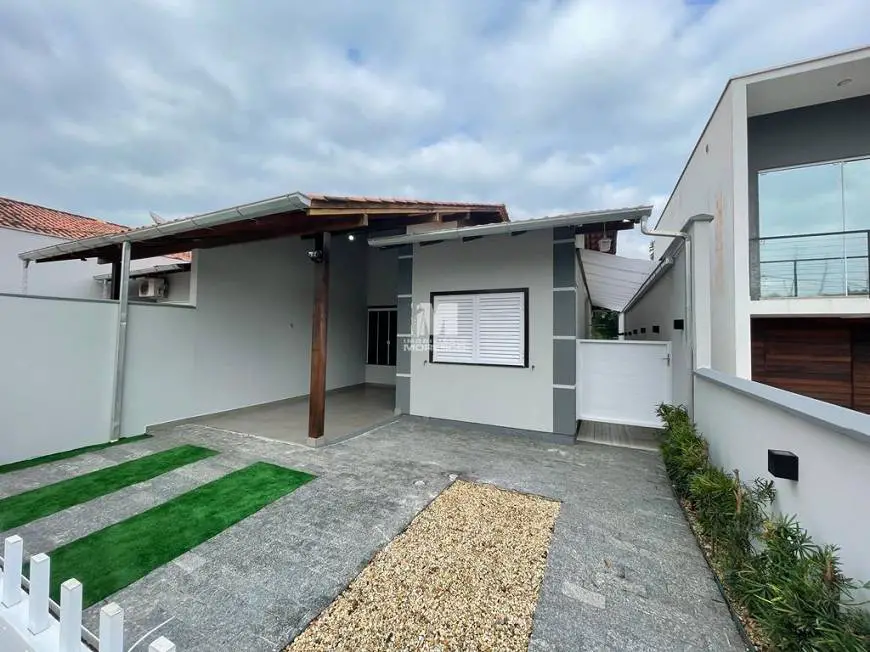 Foto 1 de Casa com 2 Quartos à venda, 80m² em Rio Branco, Brusque