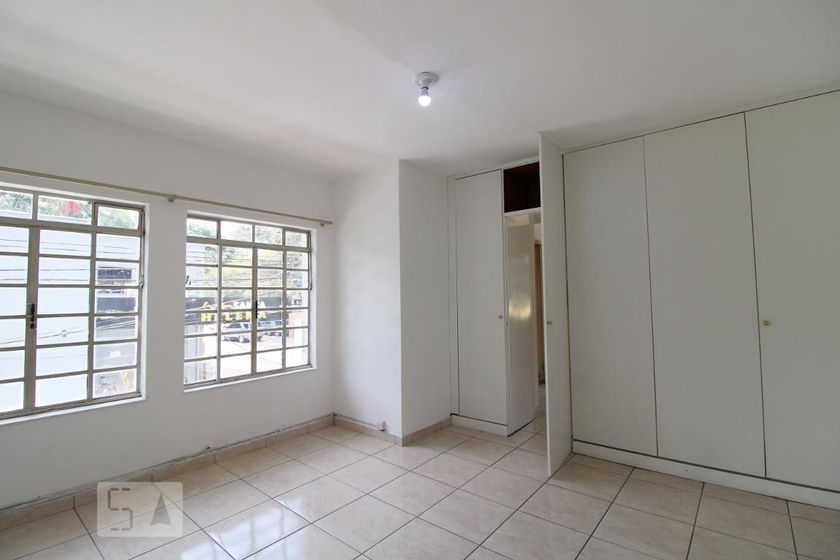 Foto 1 de Casa com 2 Quartos para alugar, 80m² em Santo Amaro, São Paulo