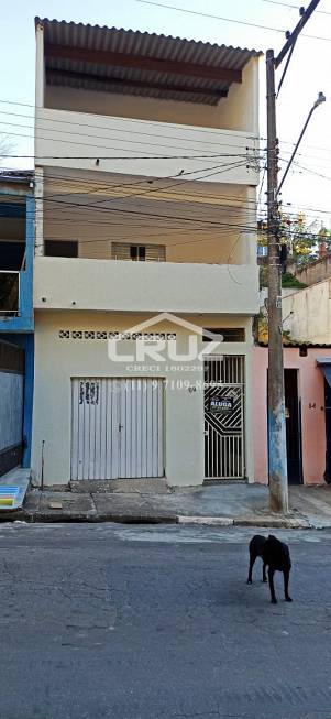 Foto 1 de Casa com 2 Quartos para alugar, 100m² em Serpa, Caieiras