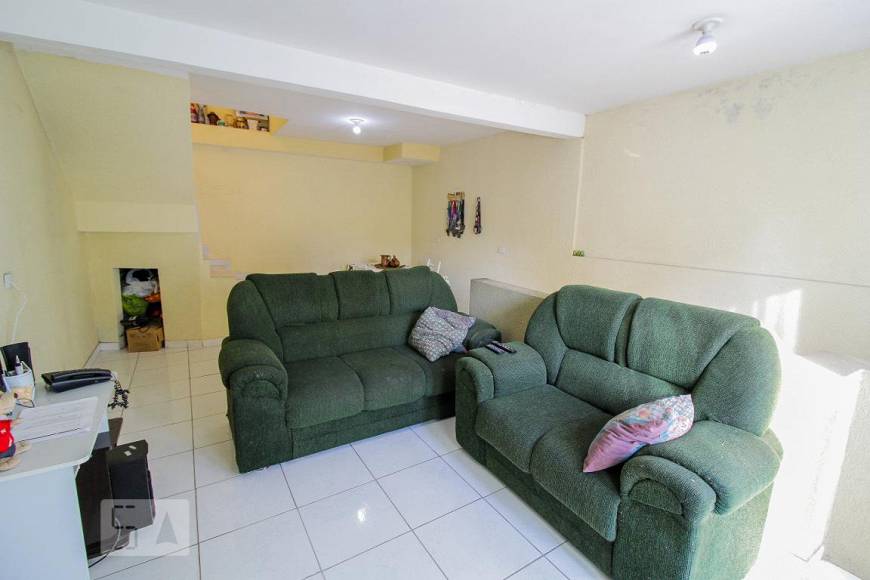 Foto 1 de Casa com 2 Quartos para alugar, 60m² em Uberaba, Curitiba