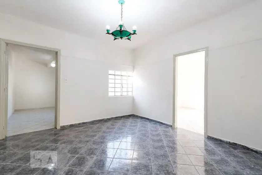 Foto 1 de Casa com 2 Quartos para alugar, 110m² em Vila Gustavo, São Paulo