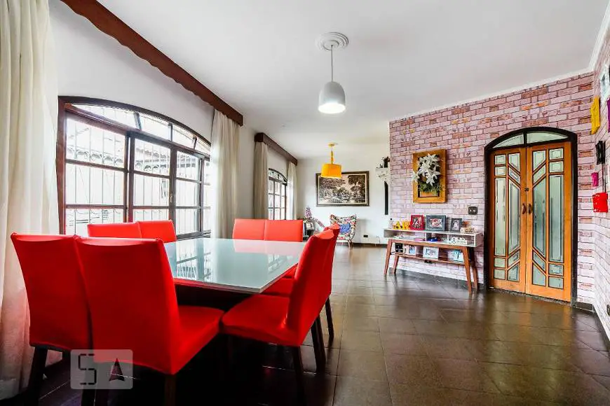 Foto 1 de Casa com 2 Quartos para alugar, 133m² em Vila Medeiros, São Paulo