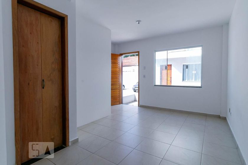 Foto 5 de Casa com 2 Quartos para alugar, 70m² em Vila Ré, São Paulo