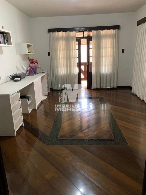 Foto 2 de Casa com 3 Quartos à venda, 324m² em Águas Claras, Brusque