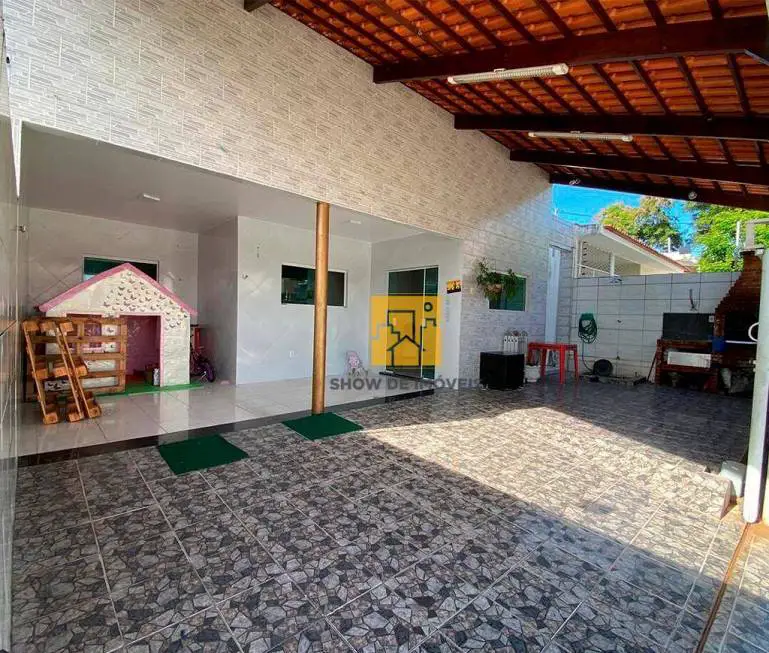 Foto 2 de Casa com 3 Quartos à venda, 200m² em Bancários, João Pessoa